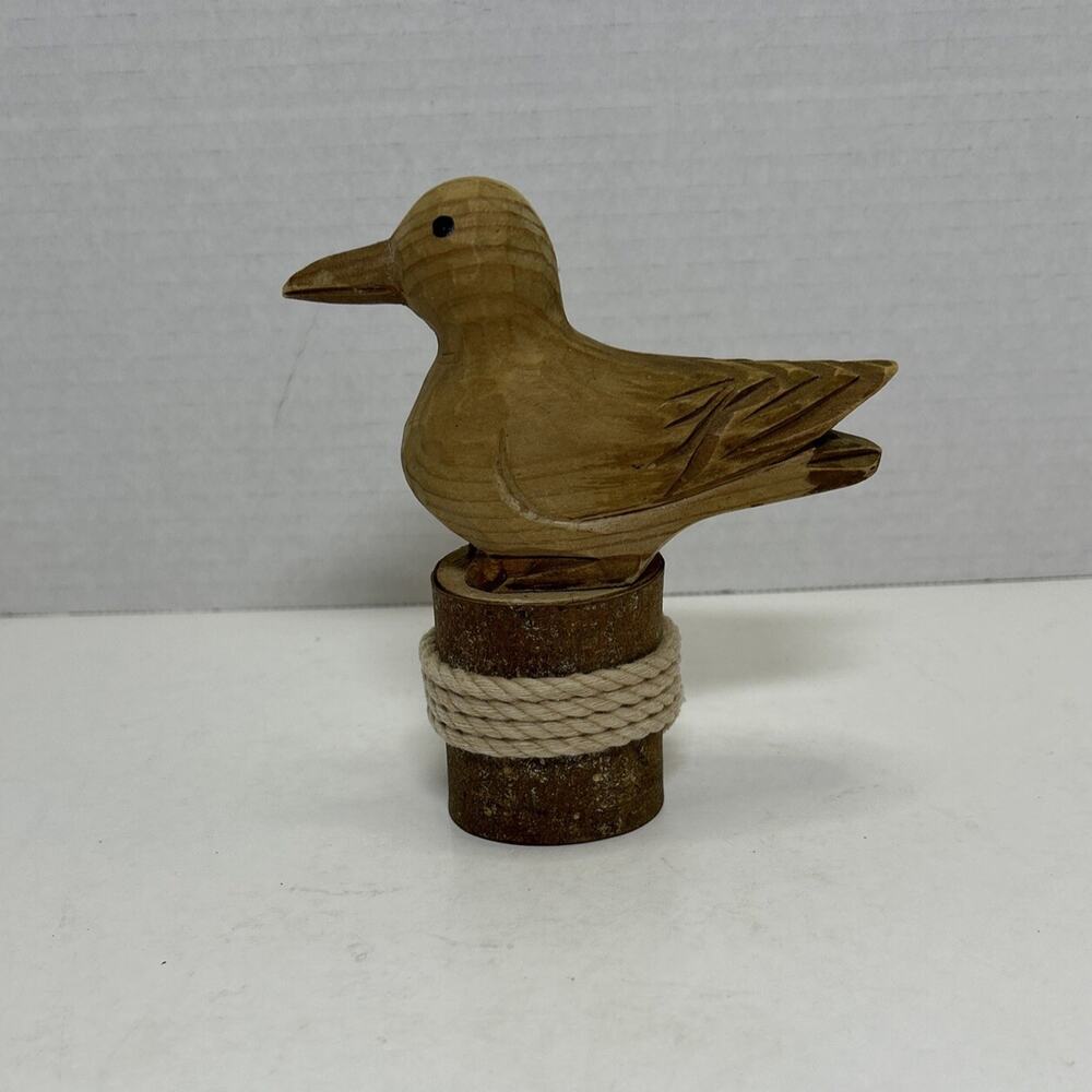 Craved Wood Shore Bird Or Seagull On Piling Post 5" Figurine